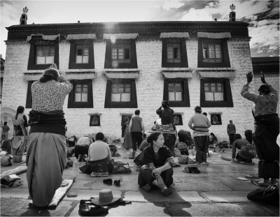 Pilgrims at the Jokhang Temple